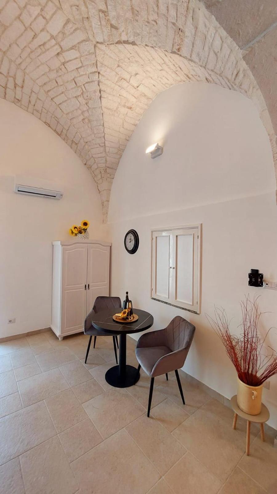 Aurasia Al Borgo Antico Остуни Экстерьер фото